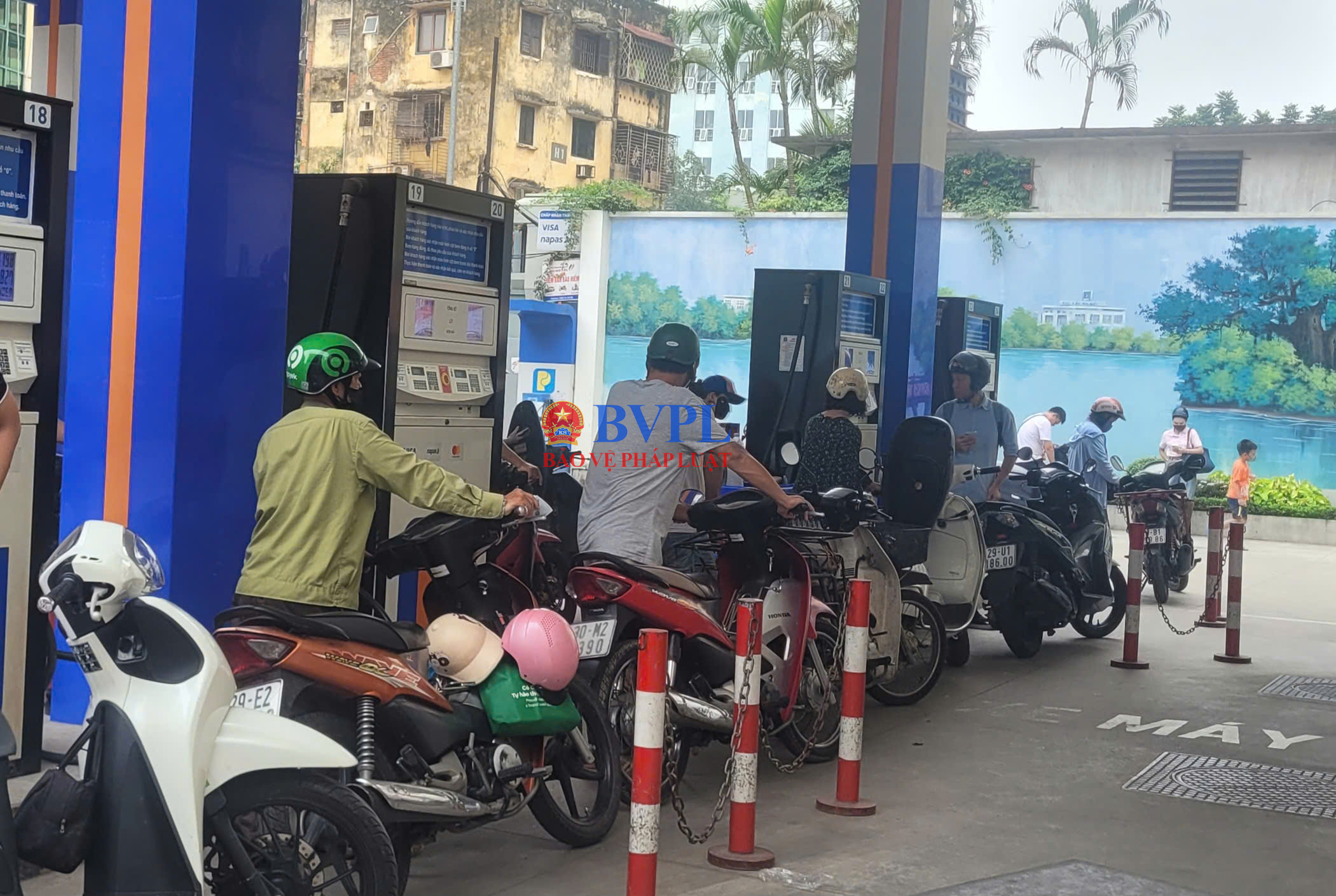 Từ 15h ngày 27 8 Hầu hết các mặt hàng xăng dầu đều giảm giá