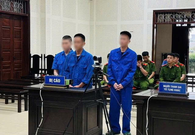 Ba bị cáo lĩnh hơn 21 năm tù vì cất giữ thiết bị giám sát tàu cá