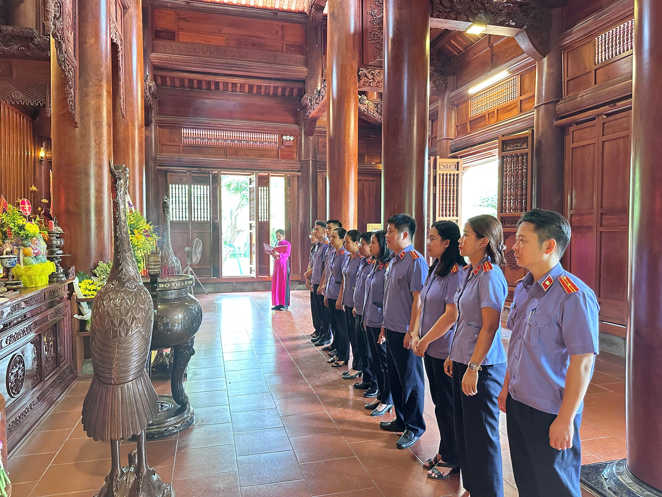 VKSND khu vực 5, tỉnh Nghệ An dâng hương tưởng niệm Chủ tịch Hồ Chí Minh