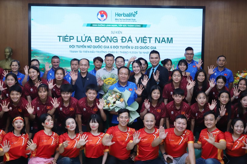 Tiếp lửa cho hành trình ASIAD 20 của đội tuyển bóng đá nữ và đội tuyển U23 quốc gia