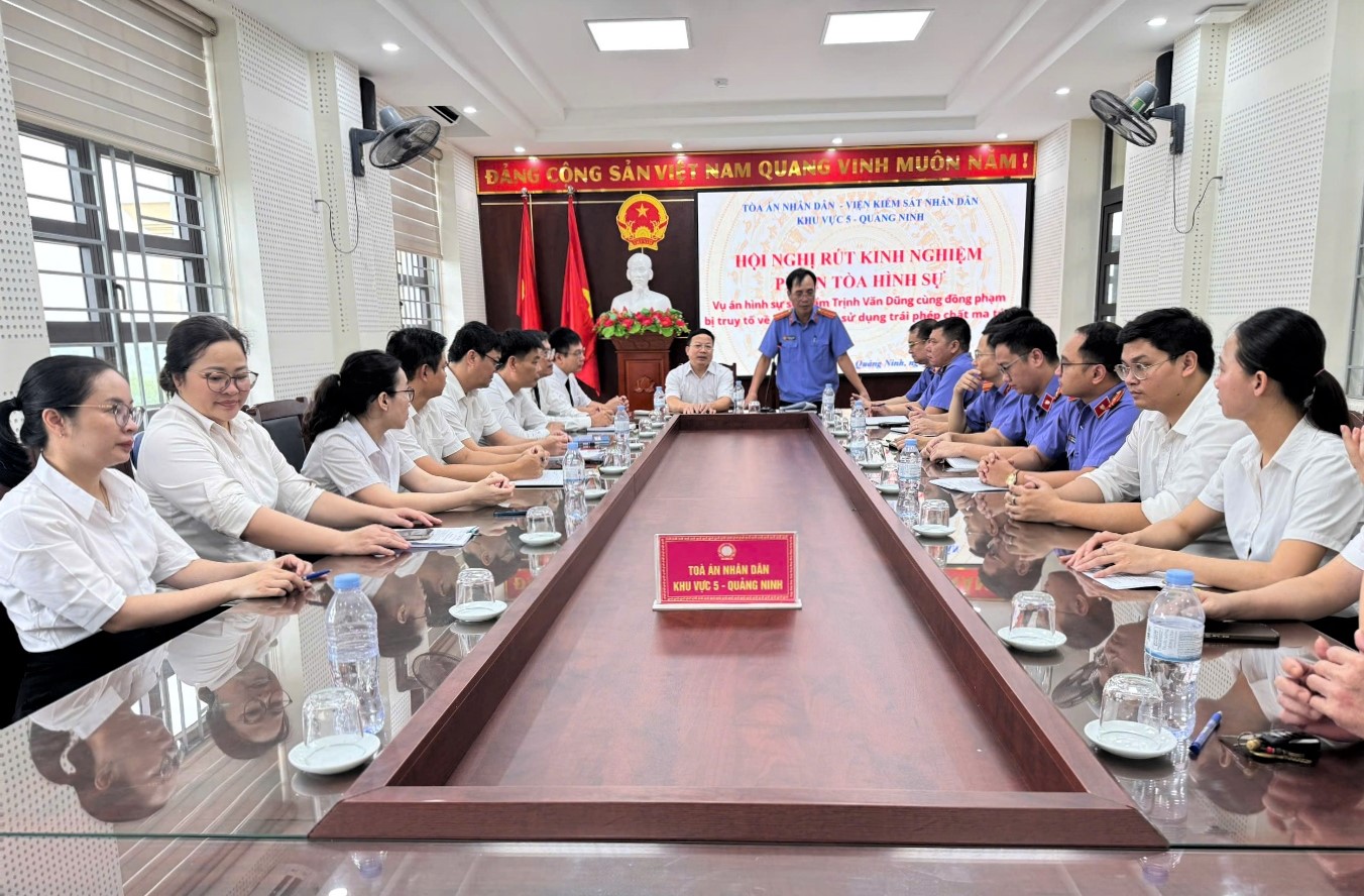 Nâng cao kỹ năng xét hỏi, tranh tụng qua phiên tòa rút kinh nghiệm