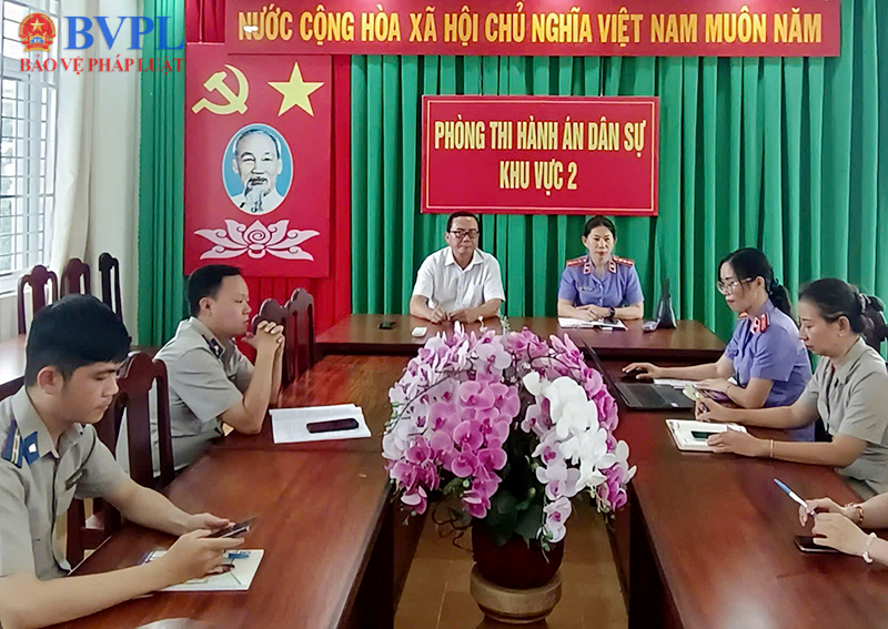 VKSND khu vực 2, tỉnh An Giang trực tiếp kiểm sát hoạt động thi hành án dân sự