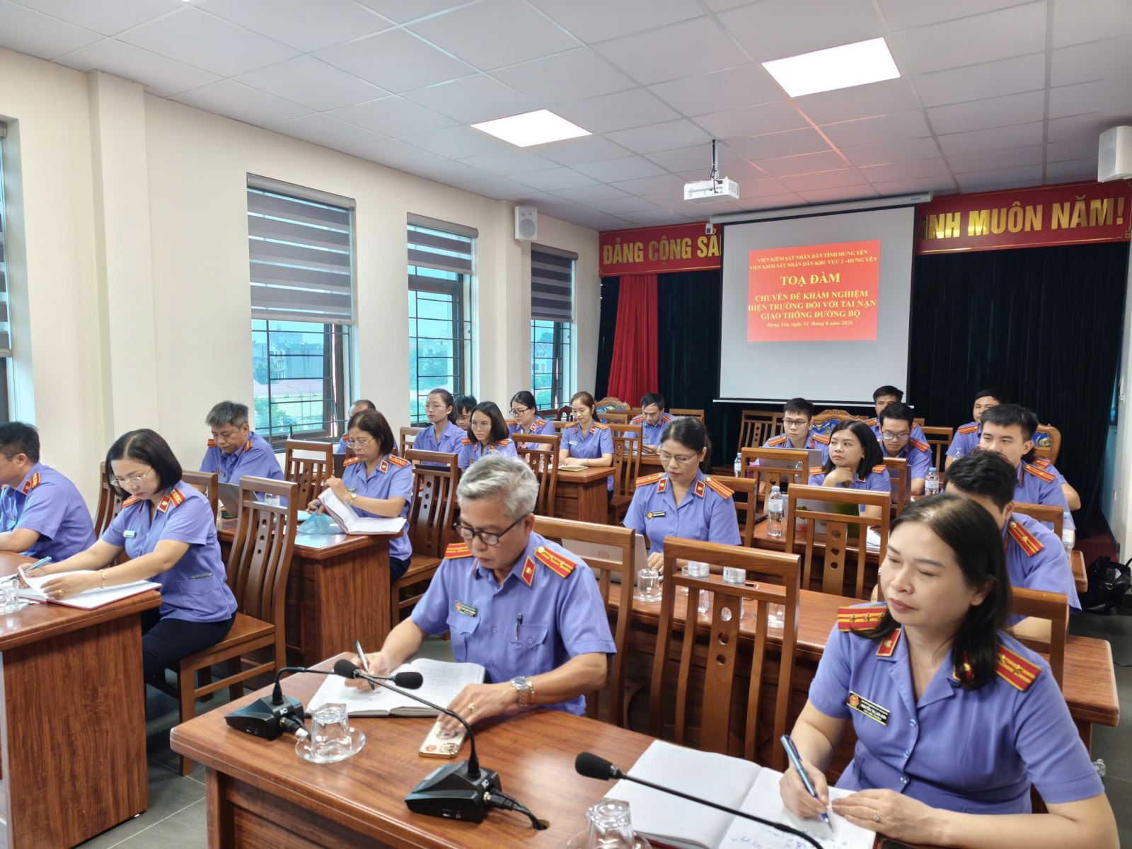 VKSND khu vực 2, tỉnh Hưng Yên Tọa đàm nghiệp vụ chuyên sâu
