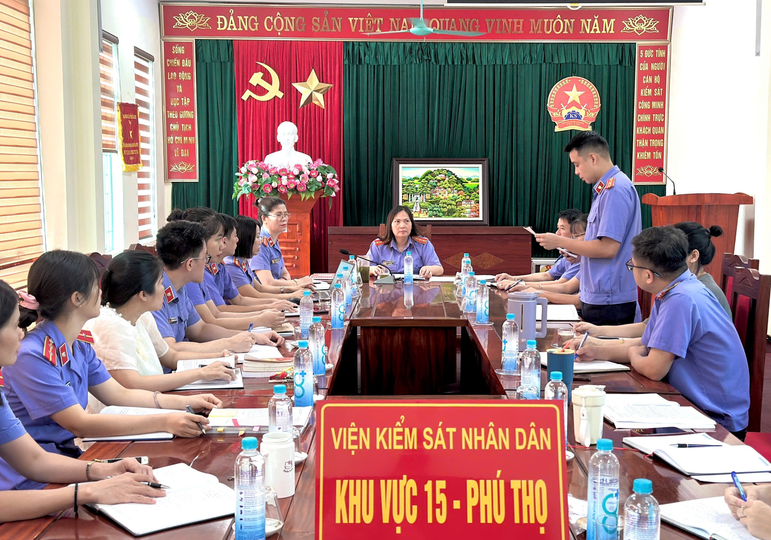 Kháng nghị bảo vệ quyền và lợi ích hợp pháp cho bị đơn