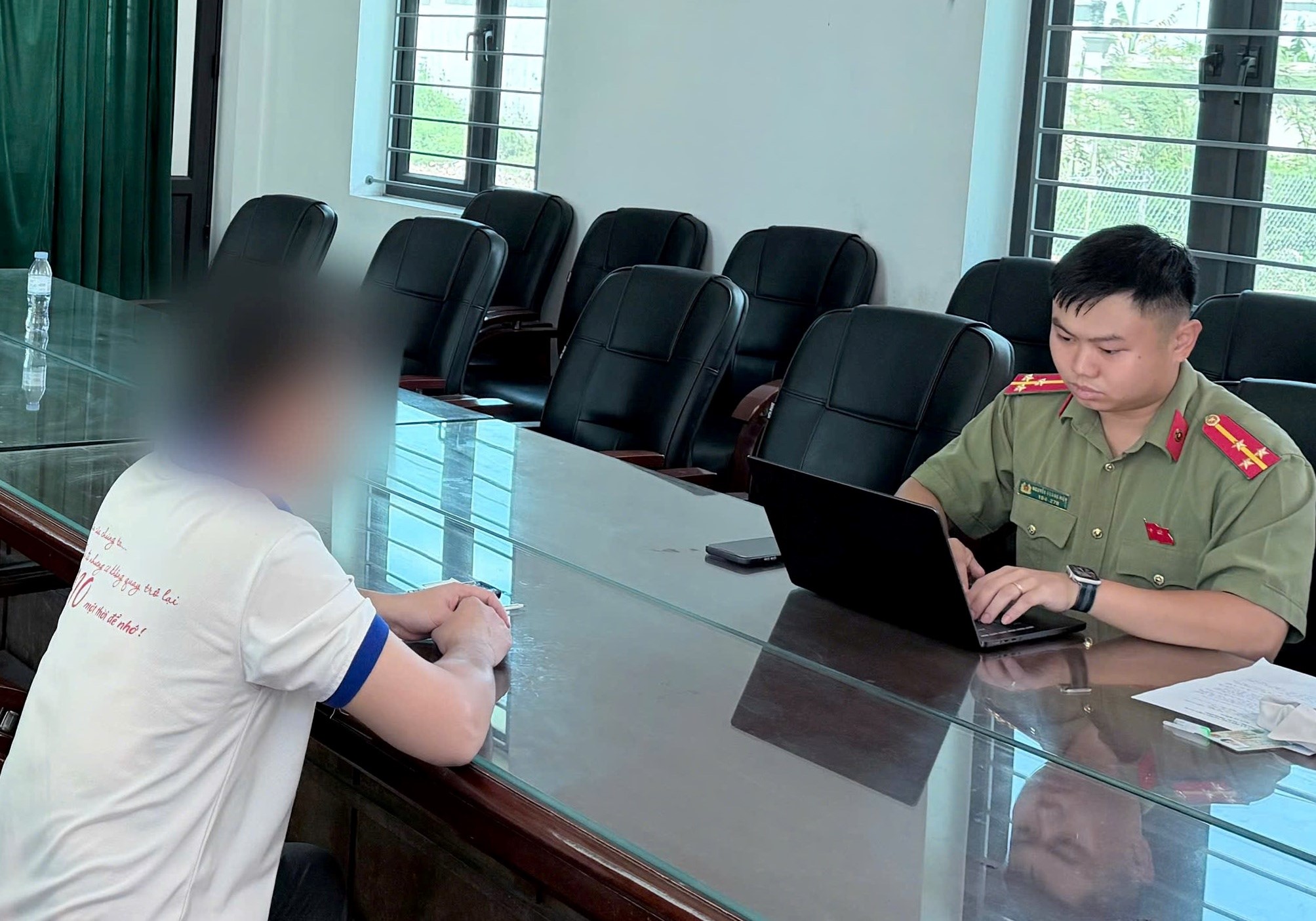 Hải Phòng nhắc nhở 2 người có bình luận thiếu chuẩn mực trên mạng