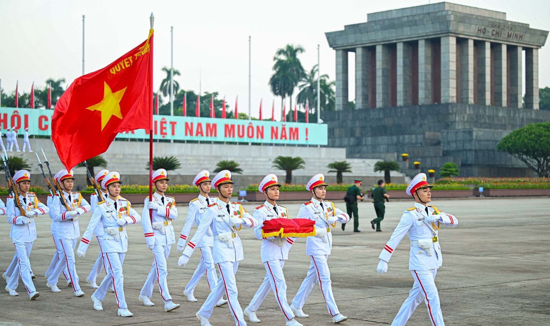 Rộn ràng Tết Độc lập giữa lòng Thủ đô