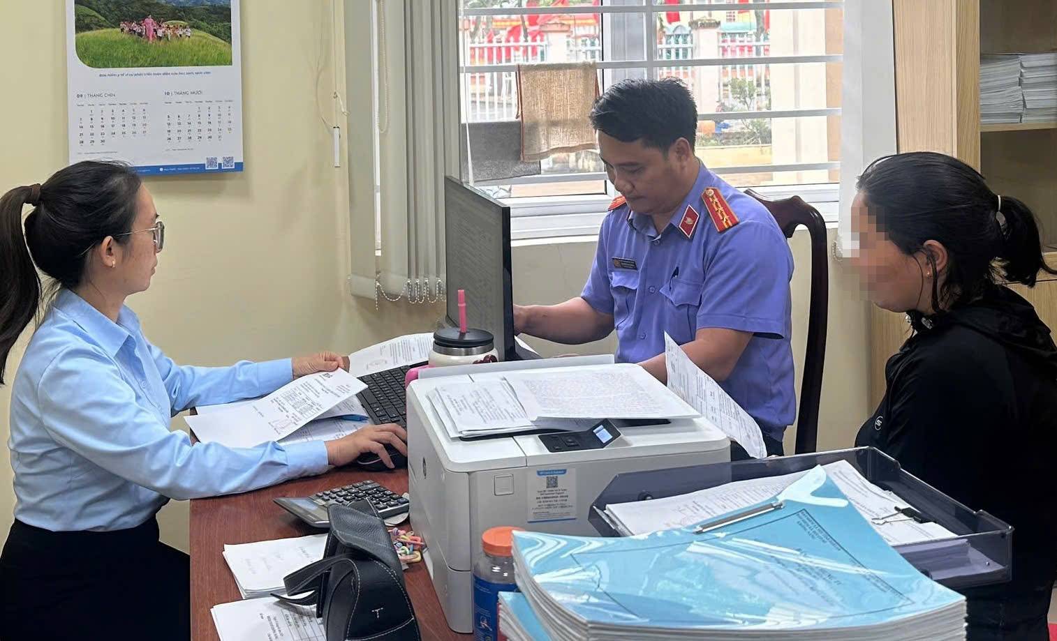 Viện kiểm sát bảo vệ lợi ích công, thu hồi tiền cho Quỹ bảo hiểm y tế