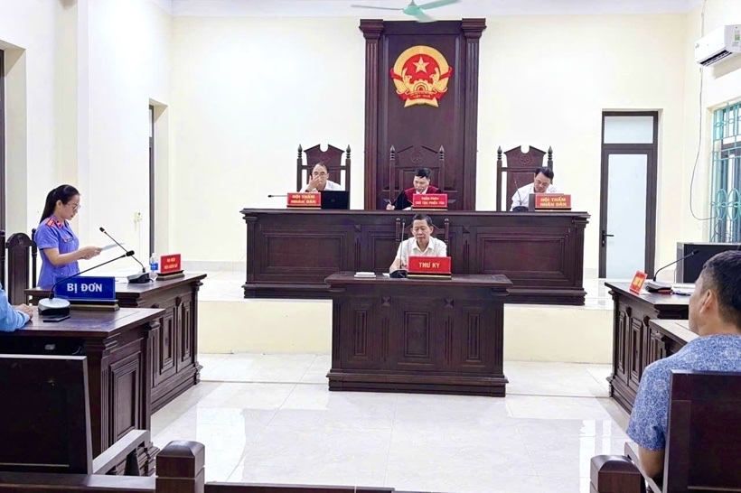 Bị đơn đơn phương chấm dứt thực hiện hợp đồng là trái quy định pháp luật