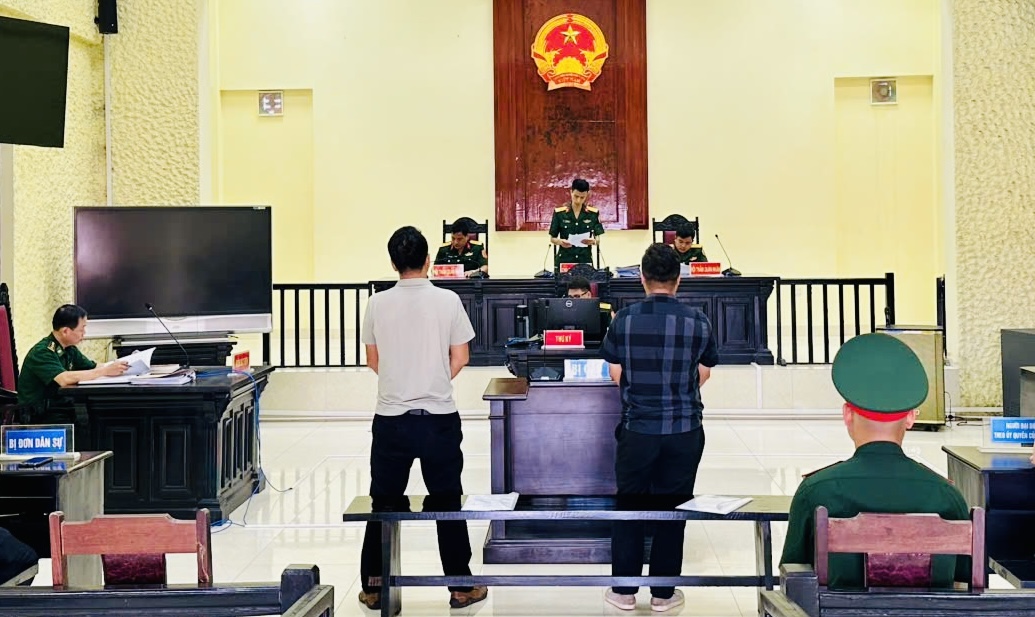 Viện trưởng VKSQS khu vực 1, Bộ đội Biên phòng thực hành quyền công tố, kiểm sát xét xử vụ án hình sự
