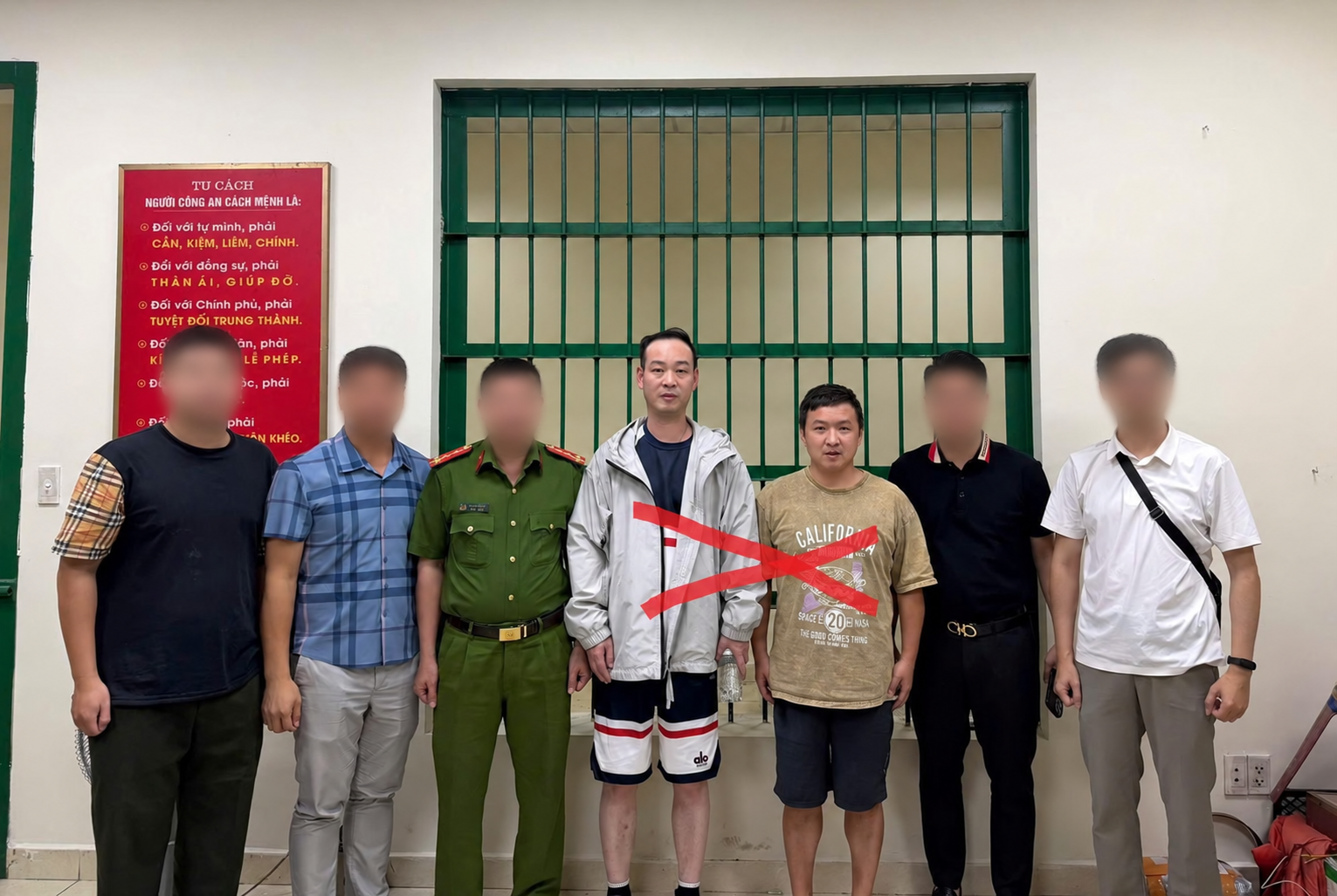 Bắt giữ 2 đối tượng người Trung Quốc bị truy nã