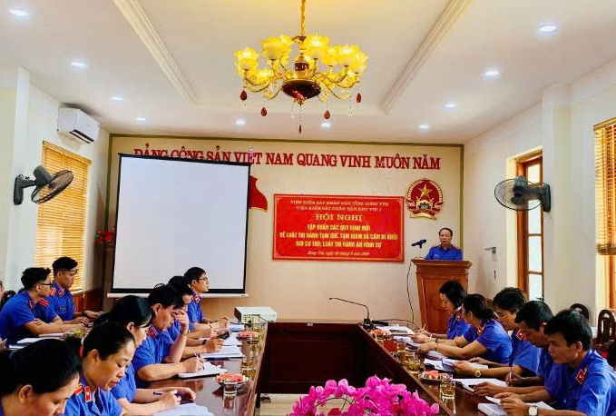 VKSND khu vực 7, tỉnh Hưng Yên tập huấn quy định mới của hai luật