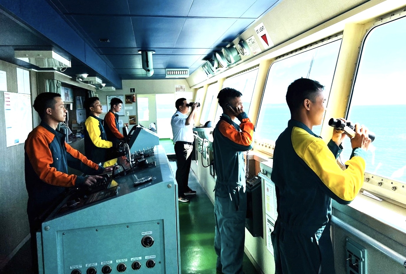 Các trường hợp thu hồi Giấy chứng nhận cơ sở đủ điều kiện đào tạo, huấn luyện thuyền viên hàng hải