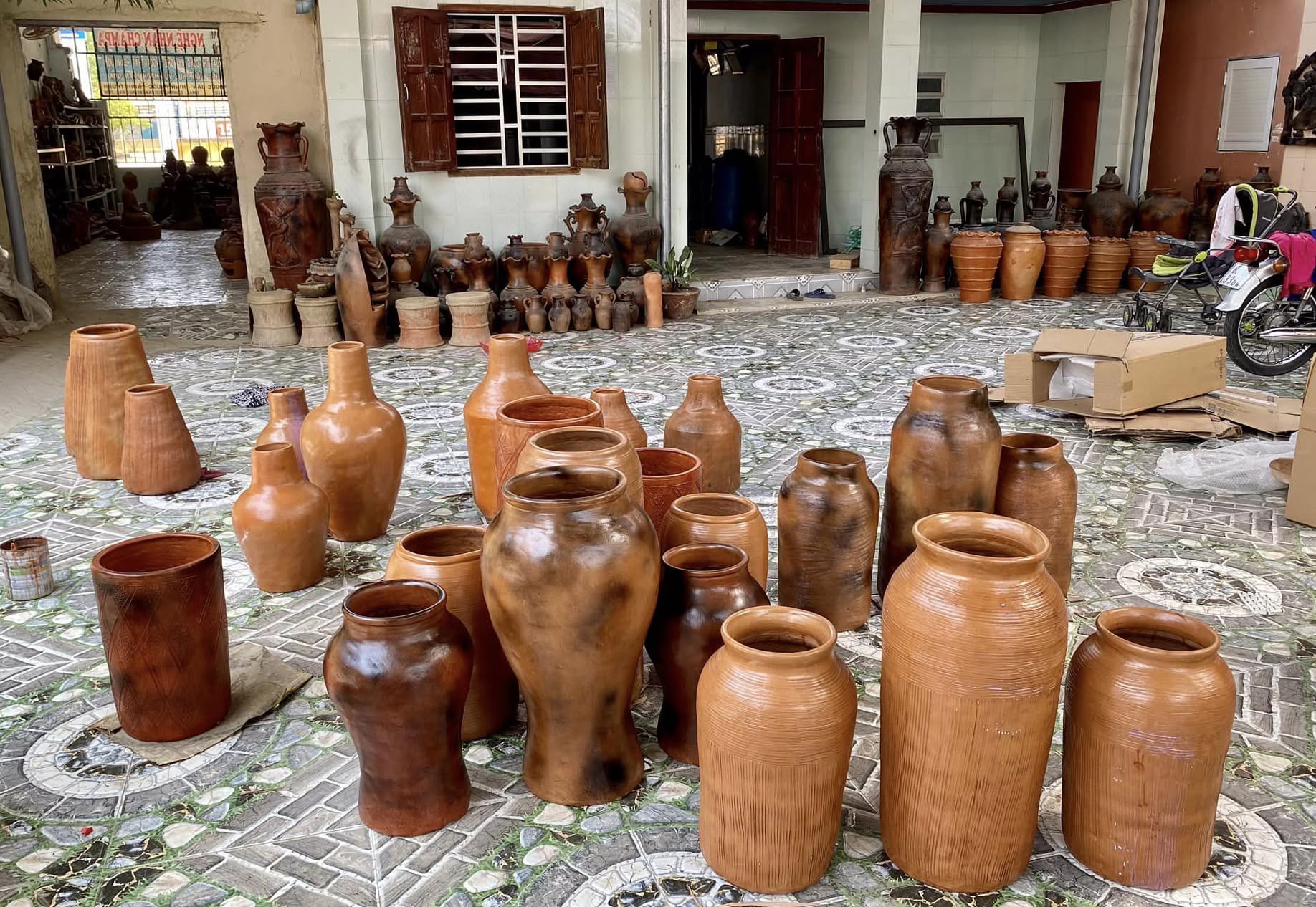 Tổ chức thi thiết kế sản phẩm gốm của người Chăm