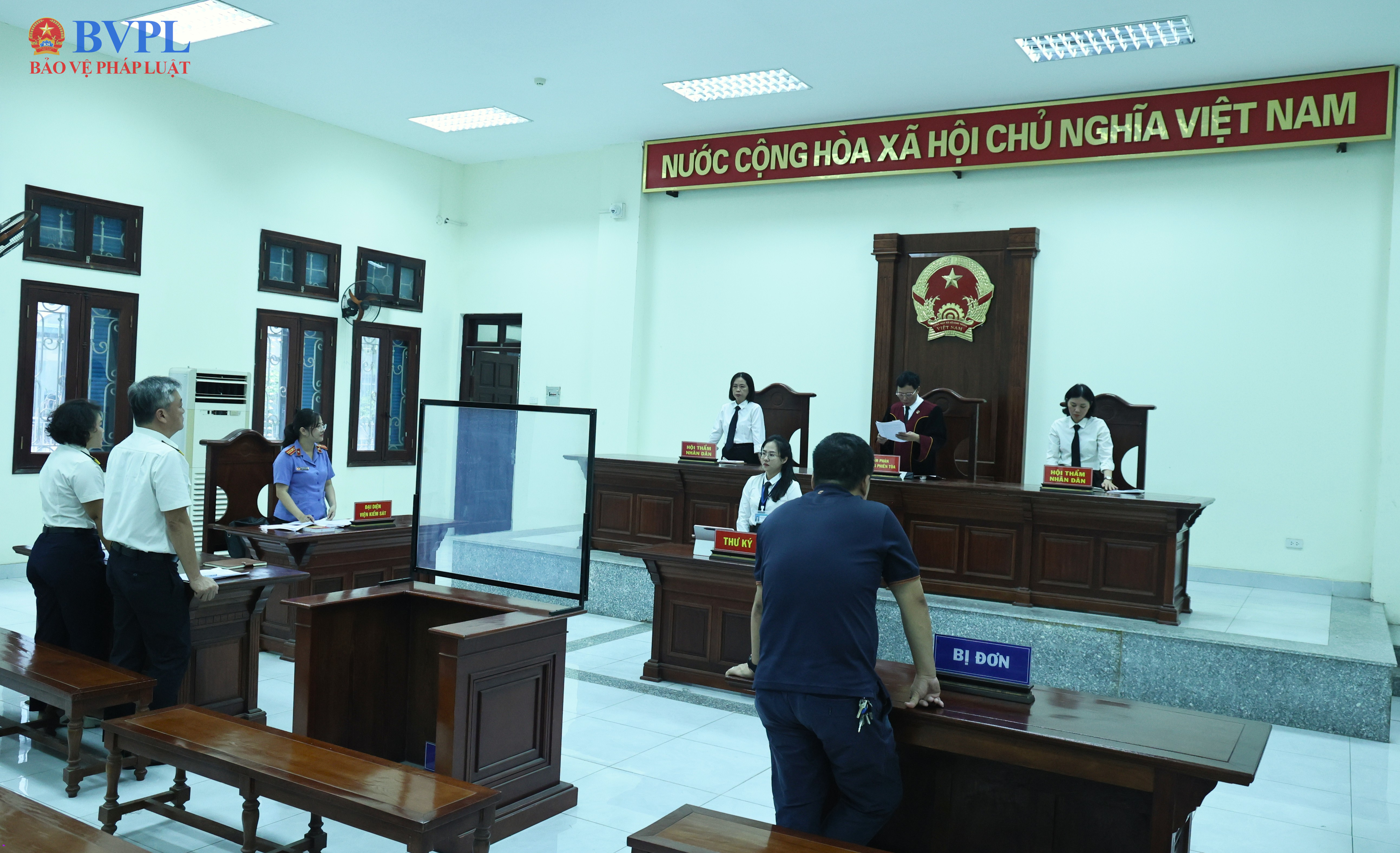 VKSND khu vực 4, TP Hà Nội khởi kiện vụ án dân sự công ích Tòa buộc doanh nghiệp nộp thuế hơn 9,7 tỉ đồng