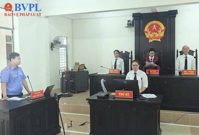 Hội đồng xét xử chấp nhận quan điểm của Viện kiểm sát về giá trị pháp lý của di chúc