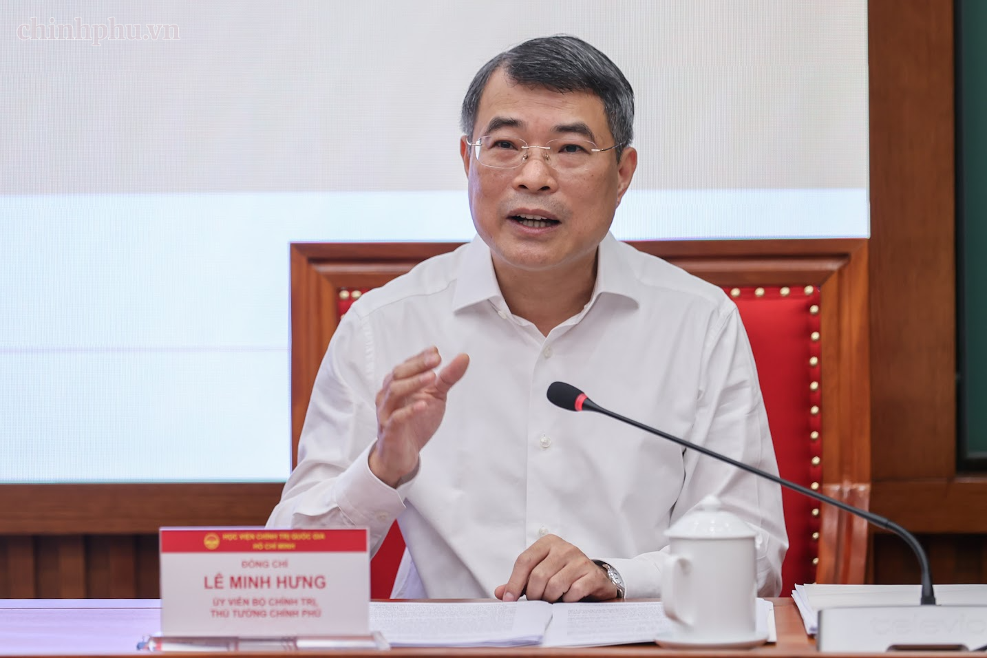 Thủ tướng Nâng cao đồng bộ 7 yếu tố năng lực điều hành của Chính phủ