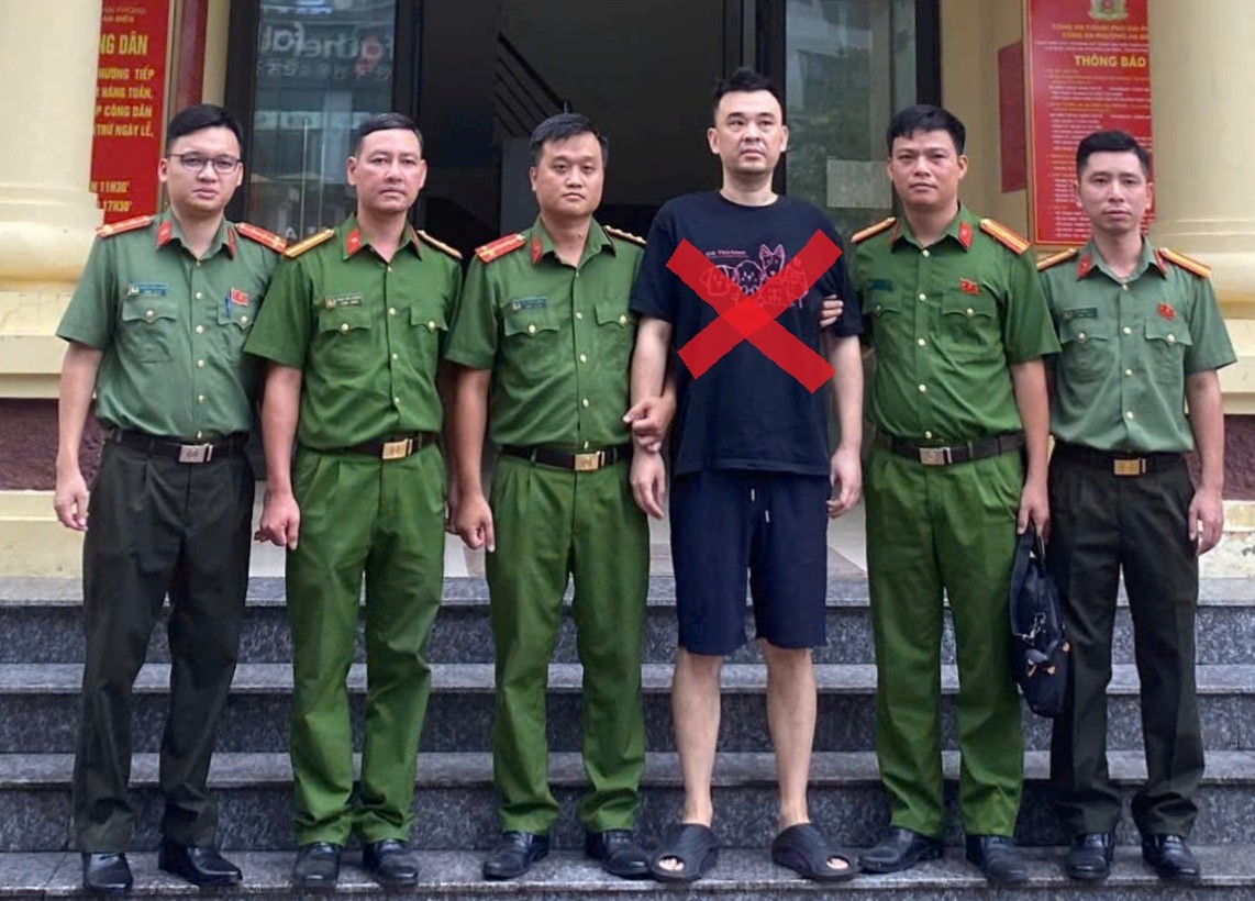 Bắt giữ đối tượng người Trung Quốc bị truy nã quốc tế