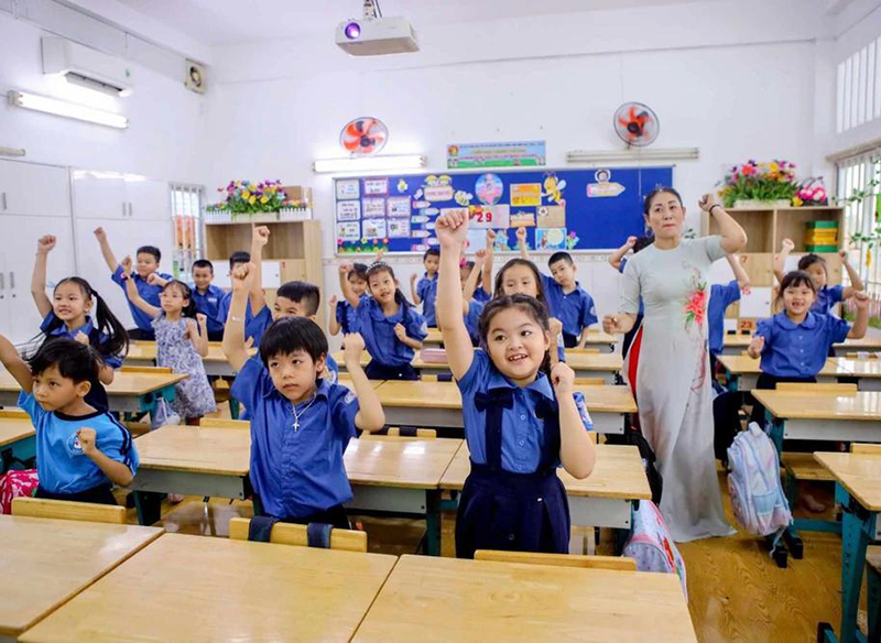 TP Hồ Chí Minh ban hành mức trần 22 khoản thu dịch vụ trường công năm học 2026 - 2027