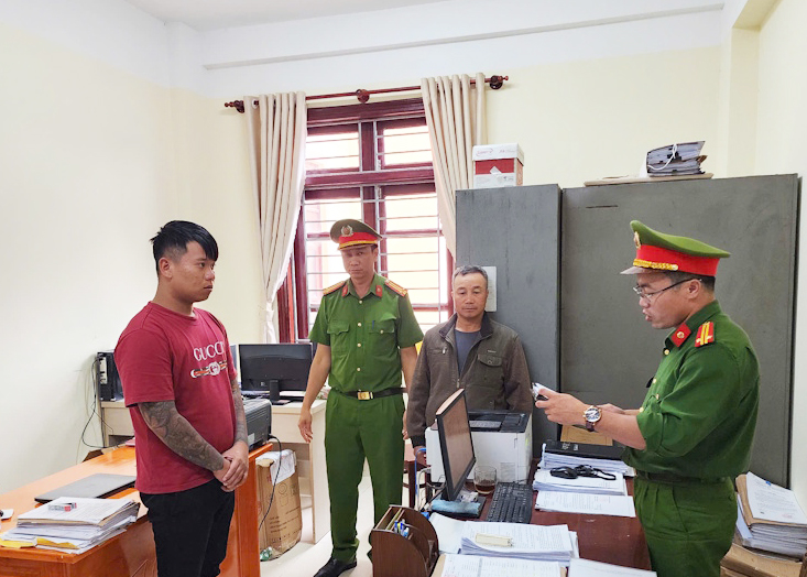 Phê chuẩn khởi tố 3 bị can liên quan đường dây mua bán 139 tài khoản ngân hàng