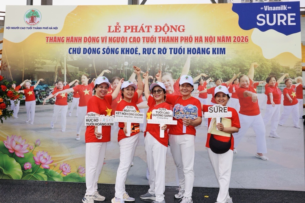 Vinamilk sure đồng hành cùng người cao tuổi chủ động sống khỏe