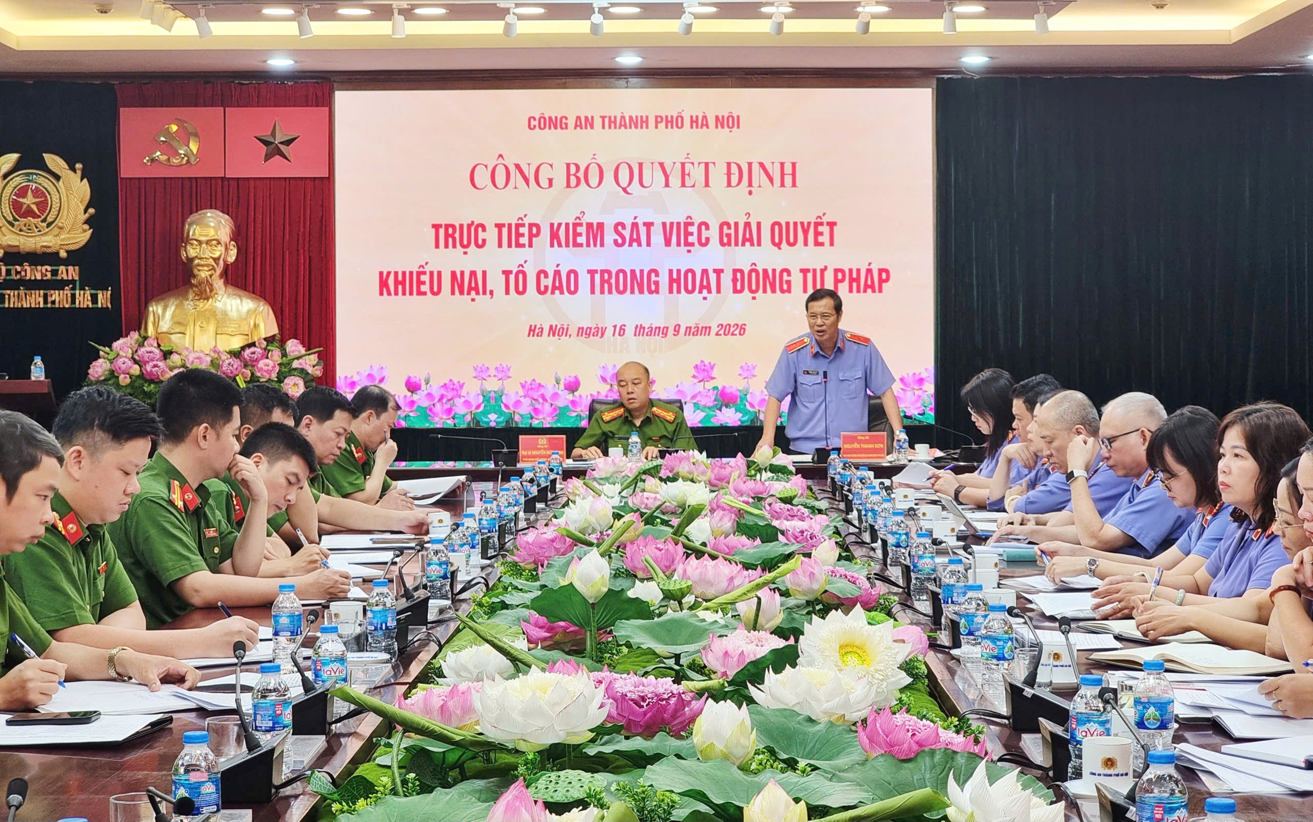 Trực tiếp kiểm sát tại Cơ quan Cảnh sát điều tra Công an TP Hà Nội