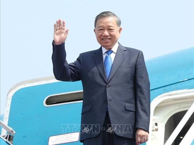 Tổng Bí thư, Chủ tịch nước Tô Lâm lên đường dự Phiên thảo luận cấp cao Đại hội đồng Liên hợp quốc khóa 81 tại Hoa Kỳ và thăm cấp Nhà nước tới Canada