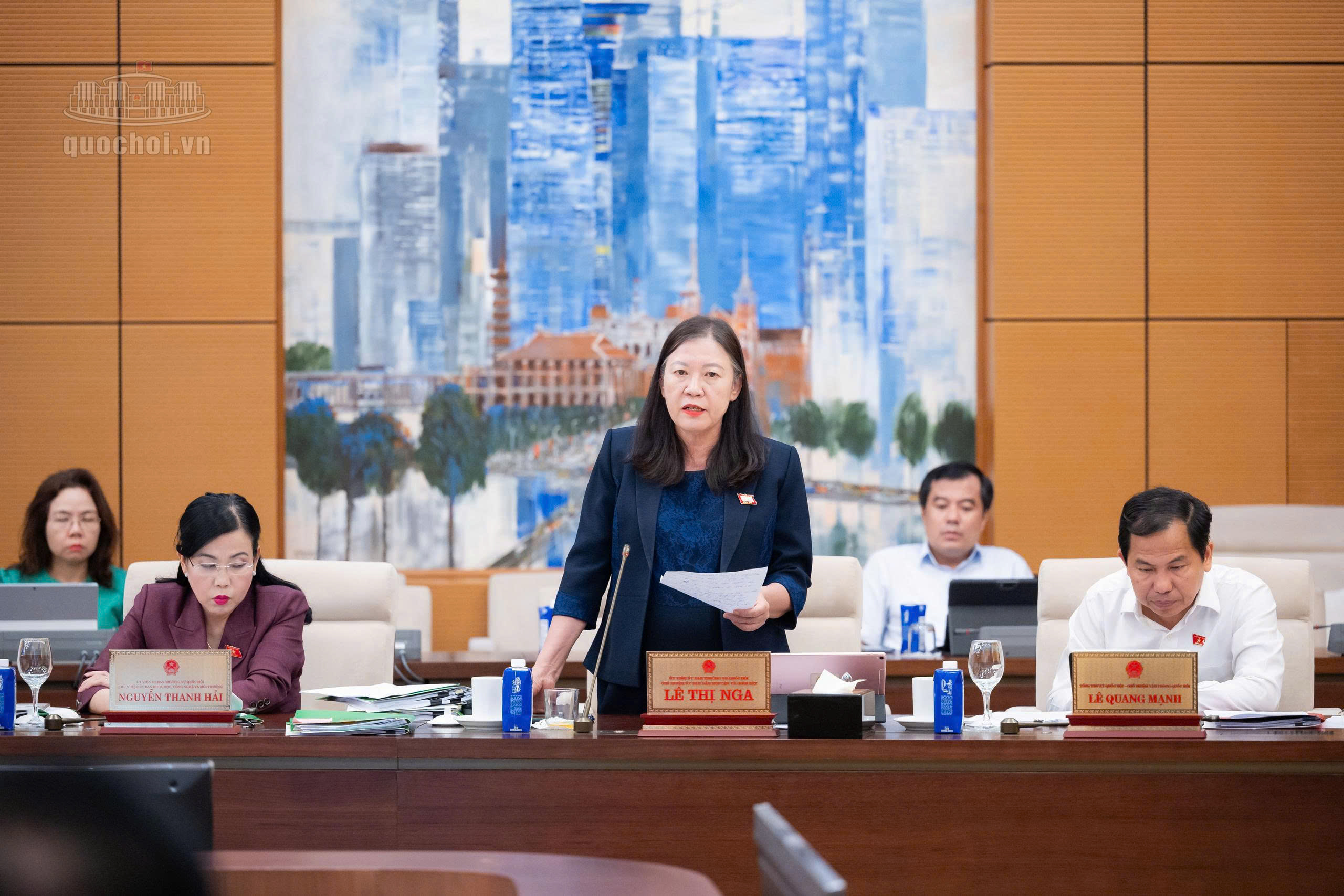 Yêu cầu khẩn trương thanh tra, kiểm tra việc cung cấp sách giáo khoa và các khoản thu đầu năm học