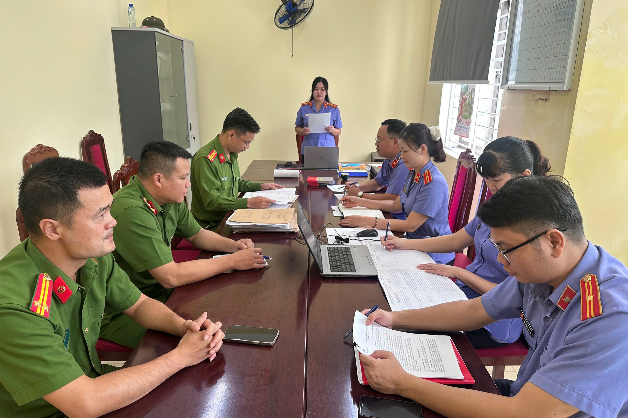 VKSND khu vực 4, tỉnh Sơn La trực tiếp kiểm sát tại Công an các xã trên địa bàn