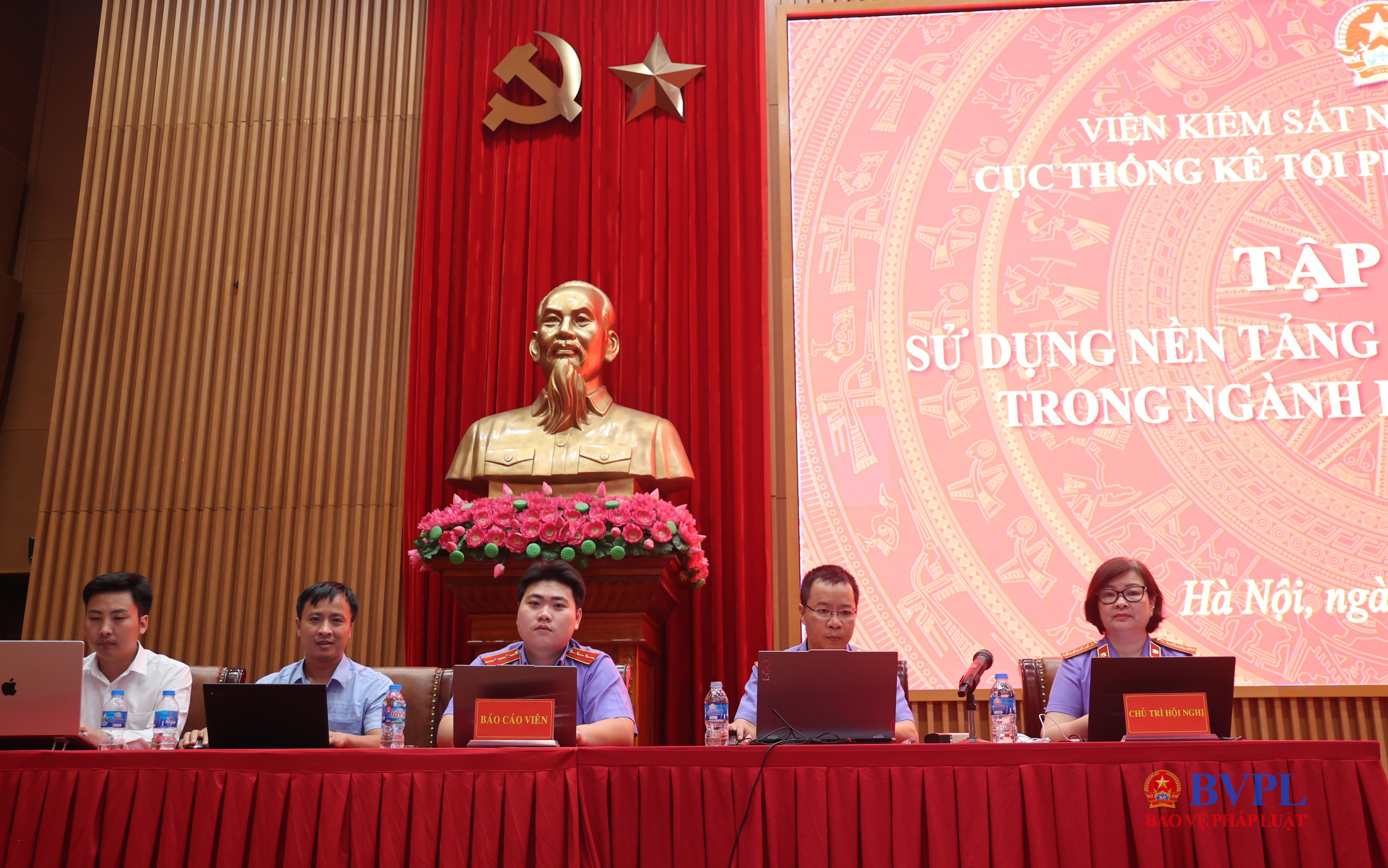 Tập huấn sử dụng nền tảng học tập “Bình dân học vụ số” ngành Kiểm sát nhân dân
