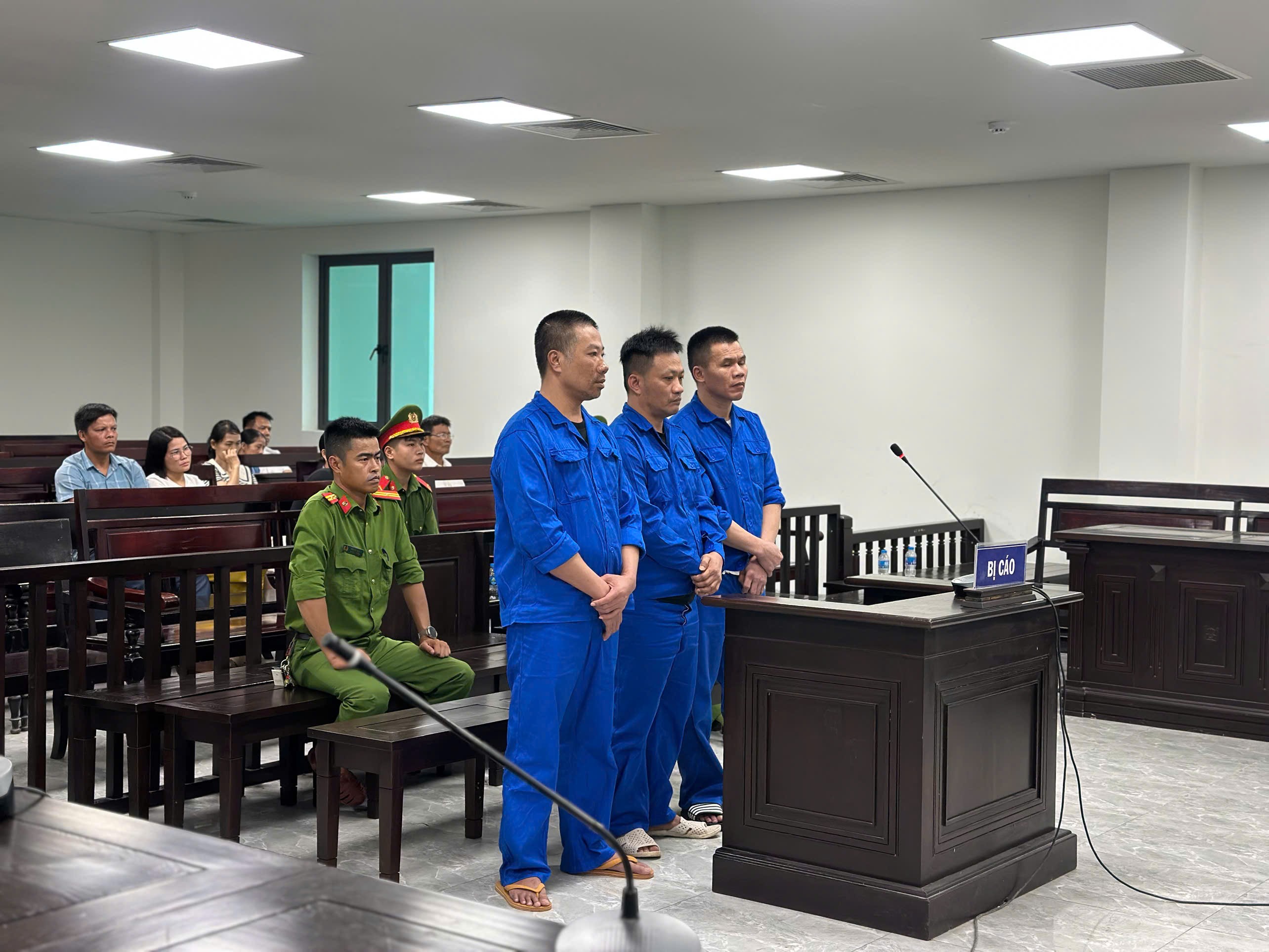 Tuyên án chung thân đối với bị cáo mua bán hơn 256 gam ma túy