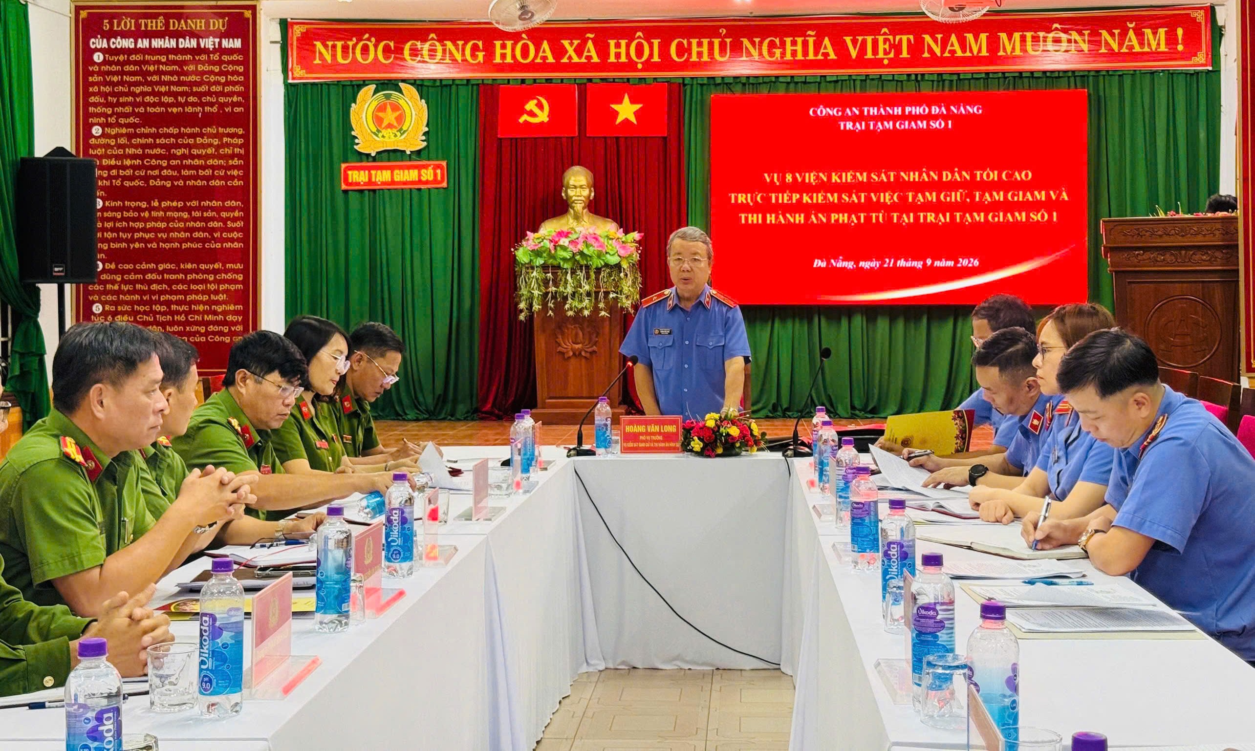 VKSND tối cao kiểm sát công tác tạm giữ, tạm giam và thi hành án phạt tù tại TP Đà Nẵng