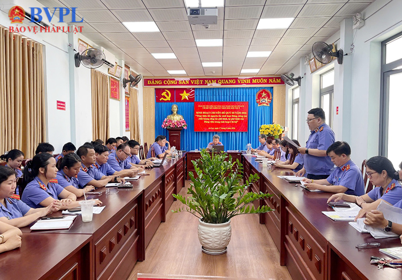Nâng cao chất lượng tự phê bình và phê bình của đảng viên