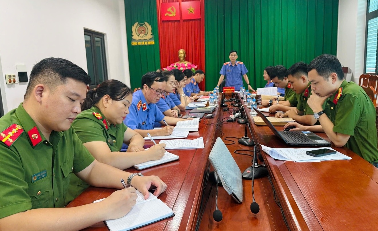 VKSND tỉnh Tuyên Quang kiểm sát trực tiếp, chỉ ra vi phạm tại Công an cấp xã