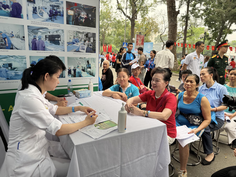 Luật Thủ đô năm 2026 “Kích hoạt” cơ chế đặc thù, củng cố y tế cơ sở và mạng lưới cấp cứu ngoại viện