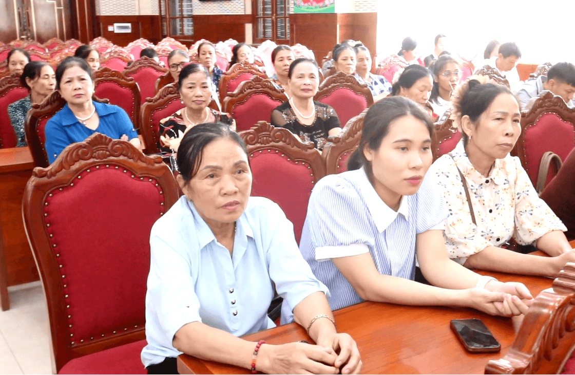 Đưa Luật Thủ đô 2026 đến gần hơn với nhân dân xã Phúc Thọ