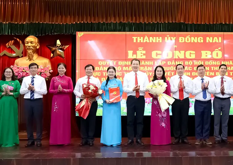 Thành ủy Đồng Nai thành lập 2 Đảng bộ, tổ chức lại công tác dân vận