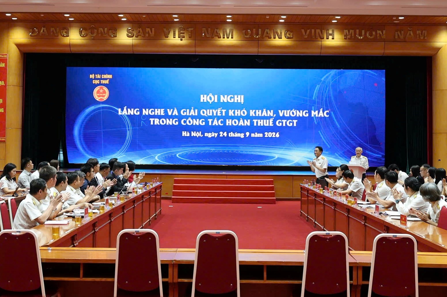 Gỡ khó khăn, vướng mắc trong hoàn thuế giá trị gia tăng