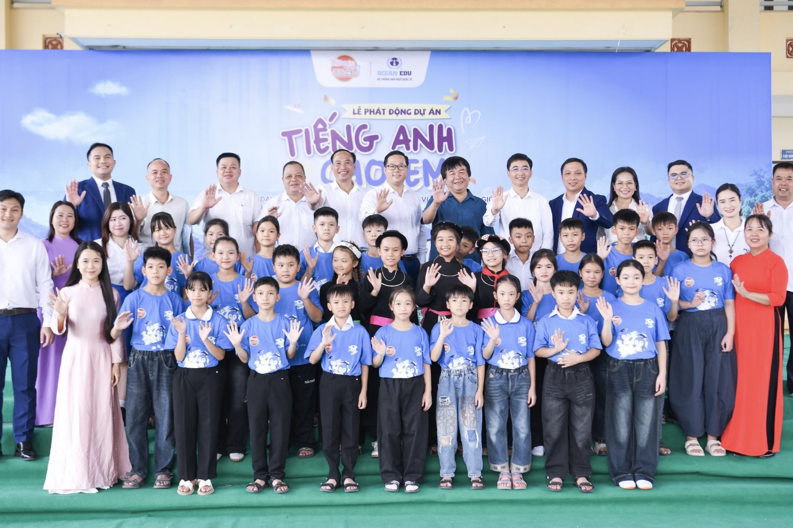 Đưa tiếng Anh đến gần hơn với học sinh vùng cao, biên giới, hải đảo