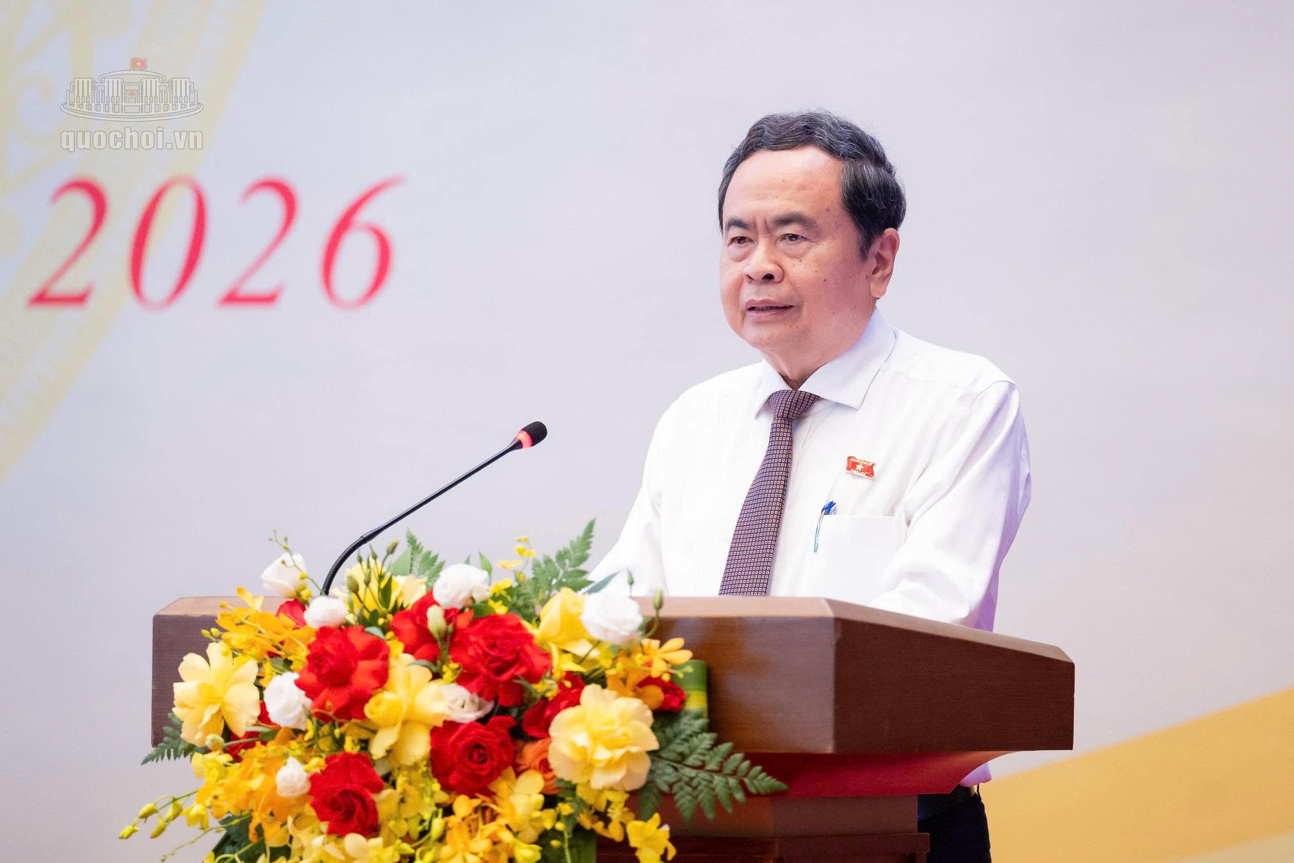Chủ tịch Quốc hội Quốc hội làm luật để bảo vệ quyền và lợi ích hợp pháp của Nhân dân