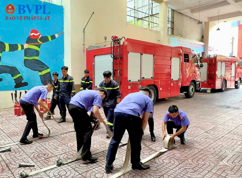 VKSND khu vực 5, TP Hồ Chí Minh tham gia huấn luyện nghiệp vụ phòng cháy, chữa cháy