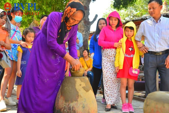 Lễ hội Gốm Chăm Bàu Trúc Khơi dậy sức sống di sản văn hóa UNESCO