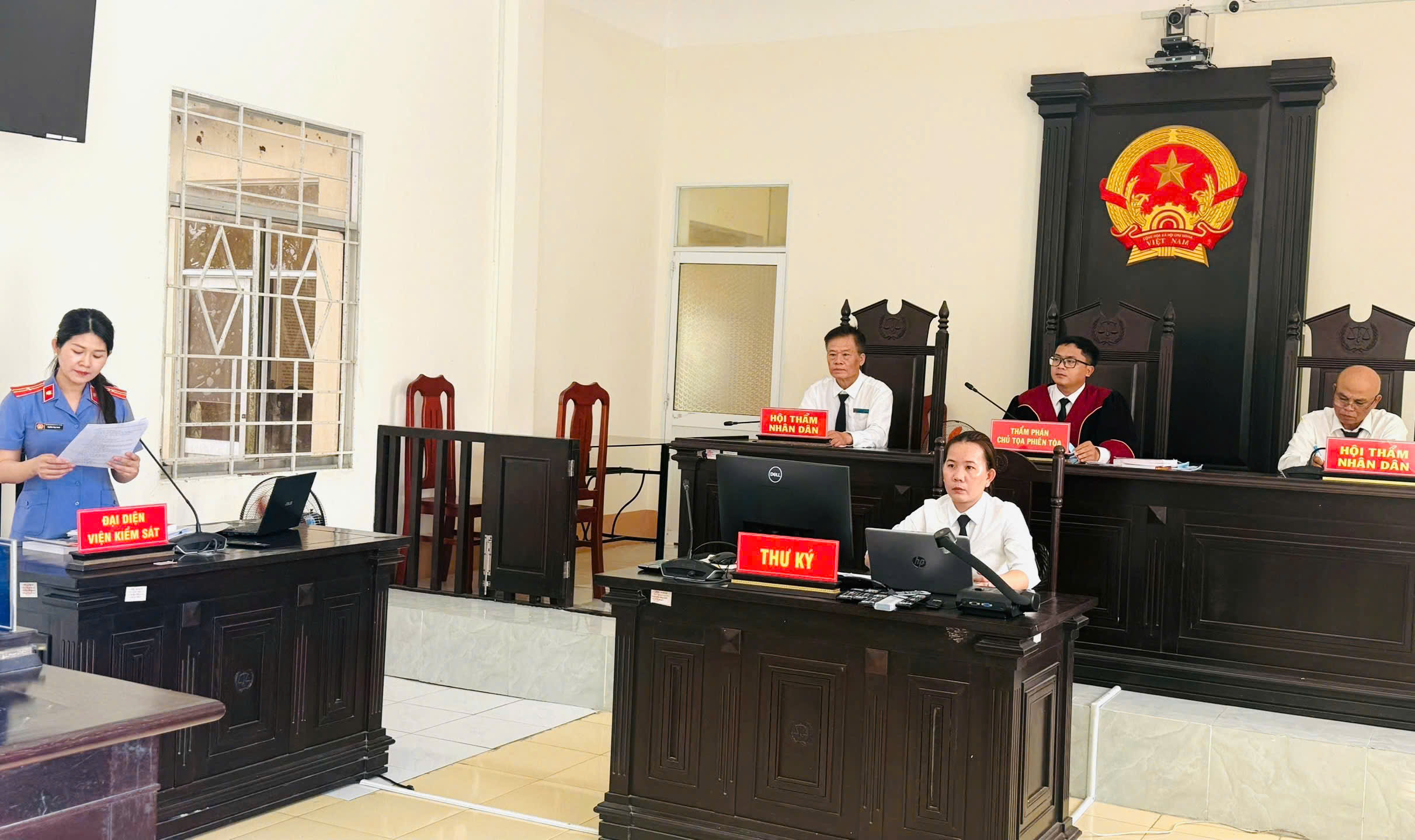 Góp tiền mua ma túy 4 lần trong một ngày, 3 bị cáo lãnh hơn 24 năm tù