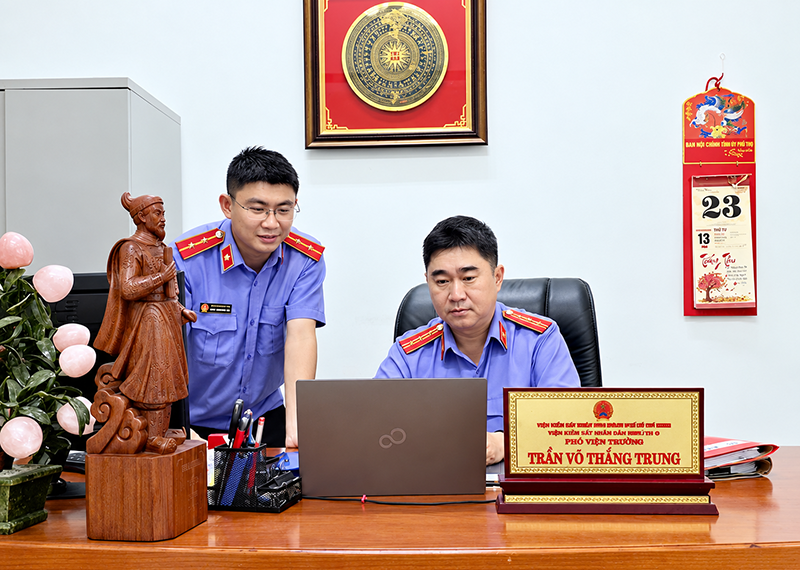 VKSND khu vực 9, TP Hồ Chí Minh triển khai mô hình “một kèm một” trong “Bình dân học vụ số”