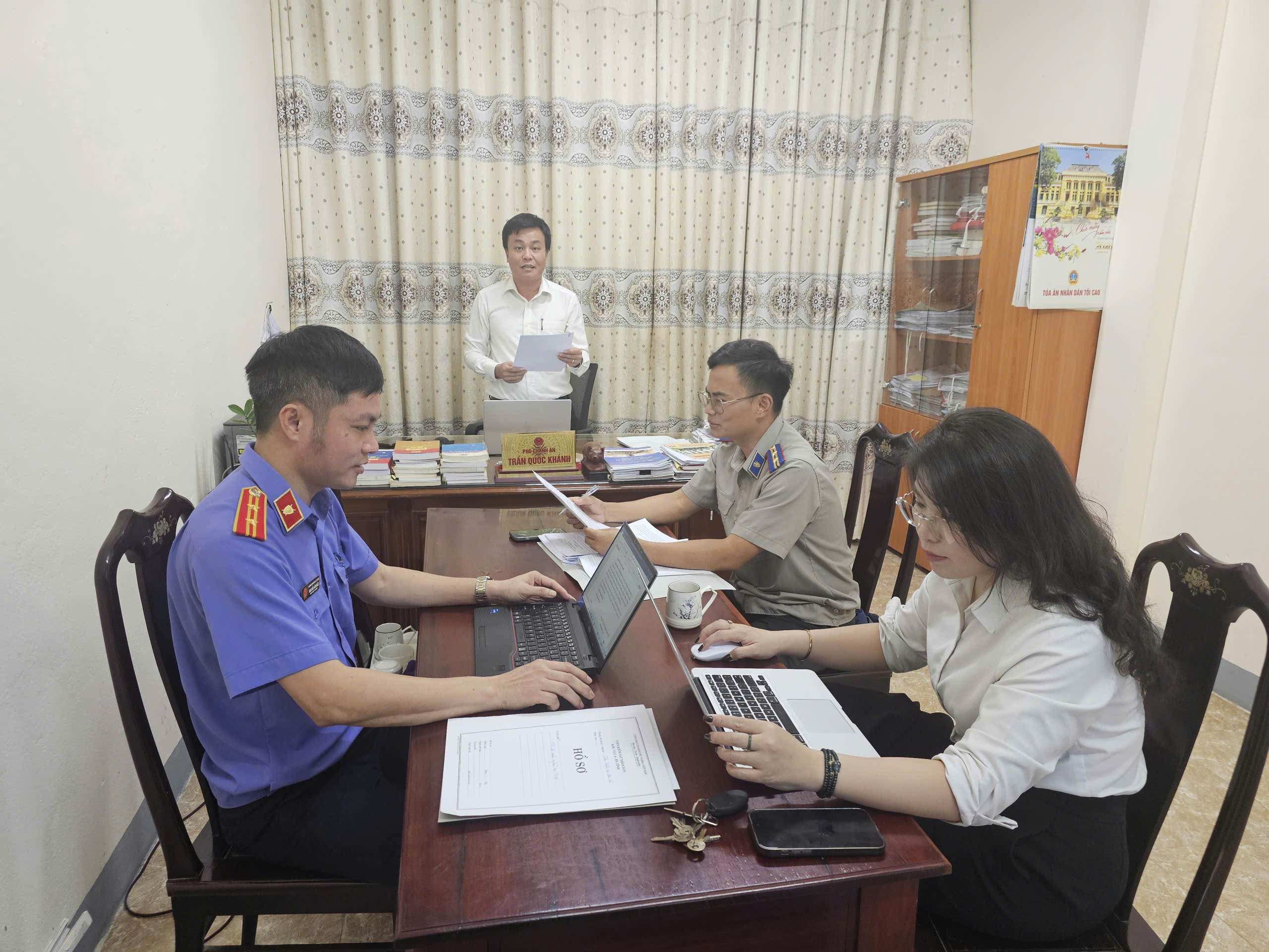 VKSND khu vực 4, tỉnh Hà Tĩnh kiểm sát phiên họp xét miễn nghĩa vụ thi hành án