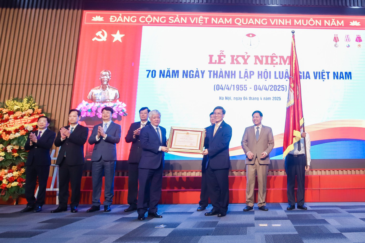 Đại hội đại biểu toàn quốc Hội Luật gia Việt Nam lần thứ XV Đoàn kết - Dân chủ - Đổi mới - Hiệu quả - Phát triển