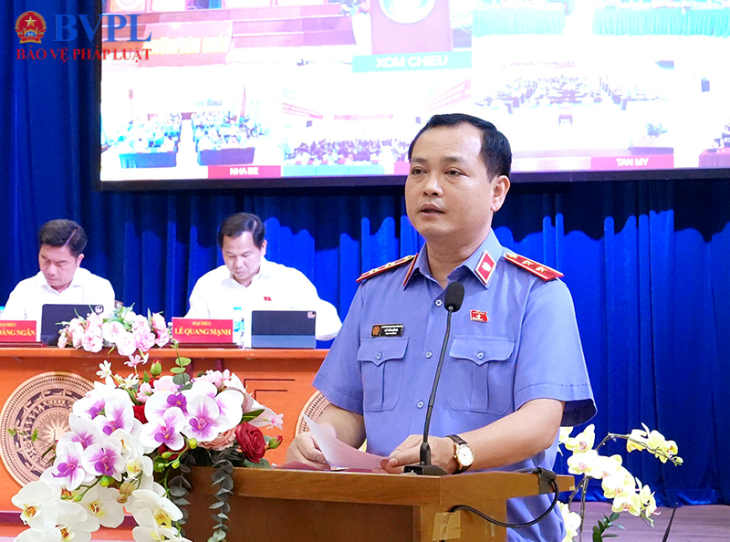 Đồng chí Lê Văn Đông tiếp xúc cử tri trước Kỳ họp thứ 2, Quốc hội khóa XVI