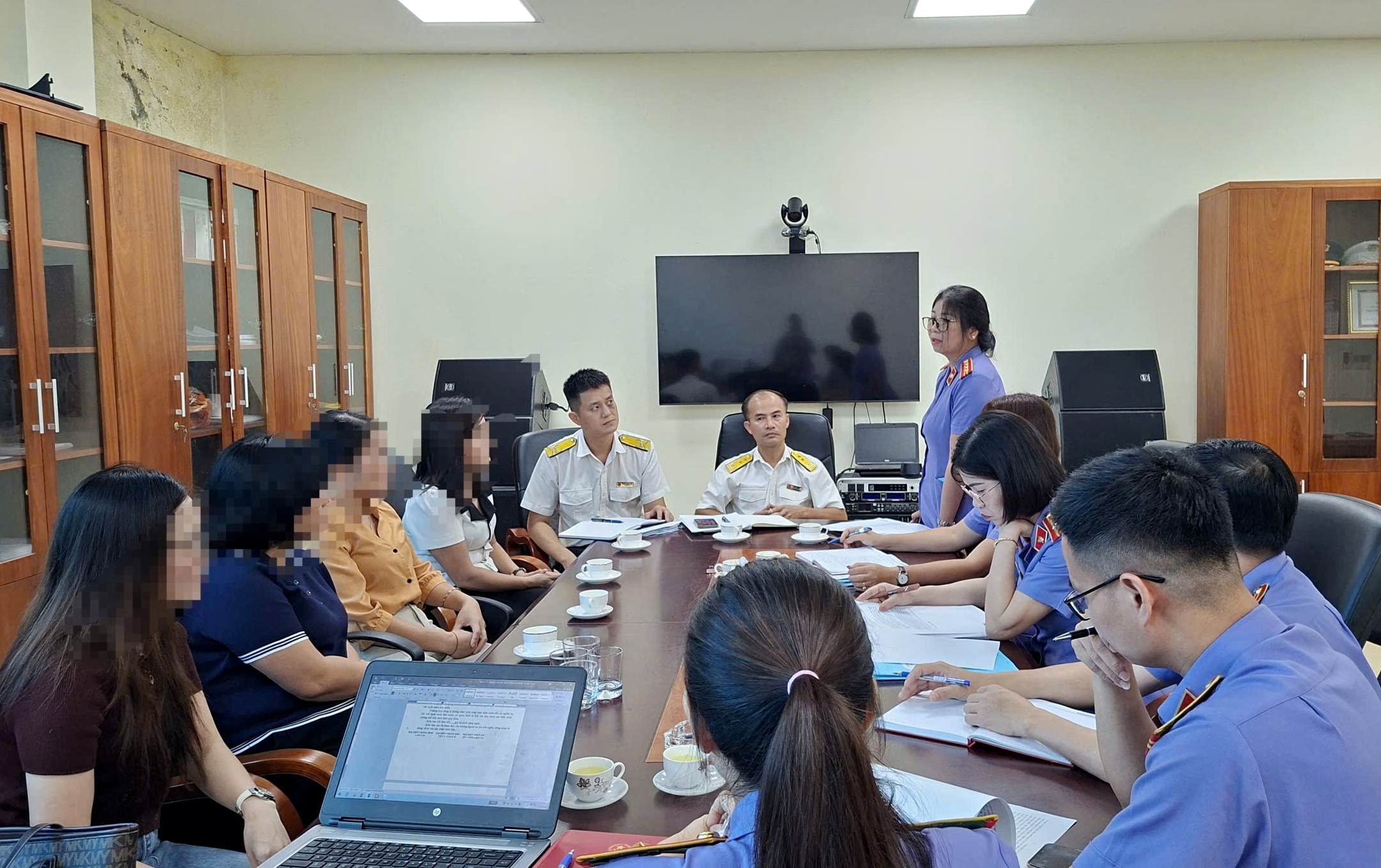 VKSND khu vực 8, tỉnh Lào Cai kiến nghị, thu hồi gần 1,4 tỉ đồng nợ thuế