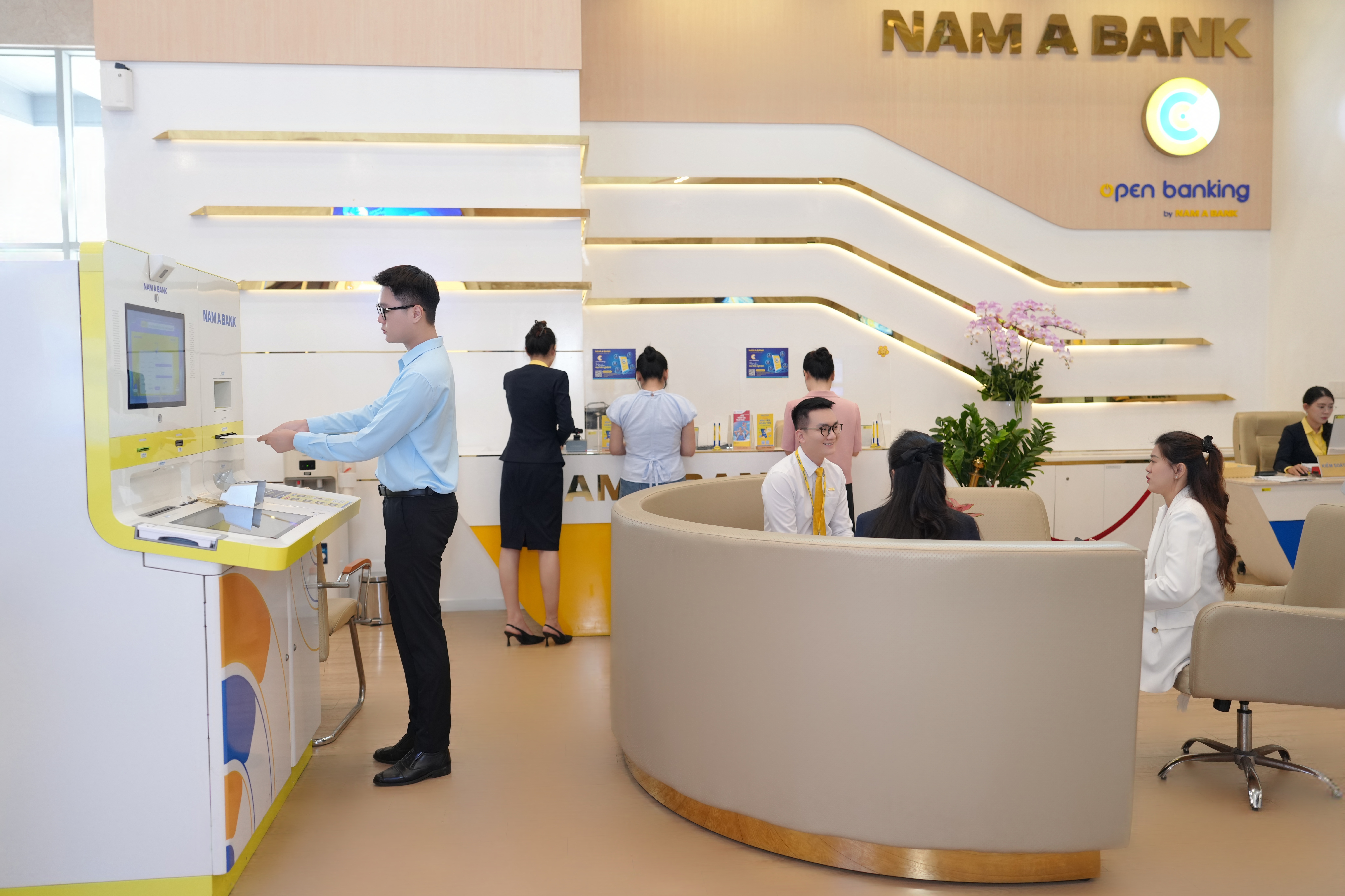 Nam A Bank bứt phá 9 tháng năm 2026 Lợi nhuận trước thuế đạt hơn 4 700 tỉ đồng
