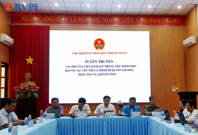 Tuyên truyền vai trò của Viện kiểm sát trong thực hiện Nghị quyết 205