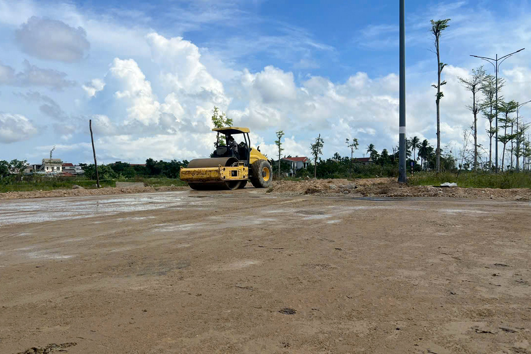 Mới lưu thông một năm, đường 195 tỷ đồng ở Huế phải đóng để bù lún